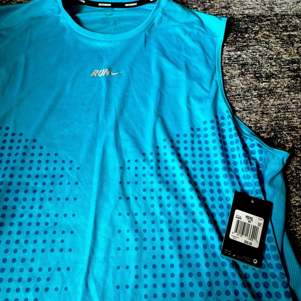 Nike Running Shirt - Picture 2 of 4